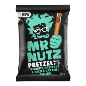 PALUSZKI SOLONE Z NADZIENIEM Z ORZESZKAMI ZIEMNYMI, ORZECHAMI LASKOWYMI I KARMELEM 120G MR NUTZ